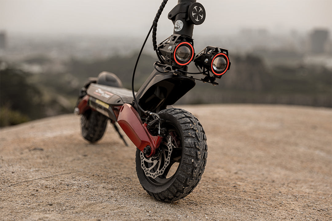 Exploring the iScooter iX4 and iX5 Off Road Electric Scooters: Innovative Features and Riding Experience